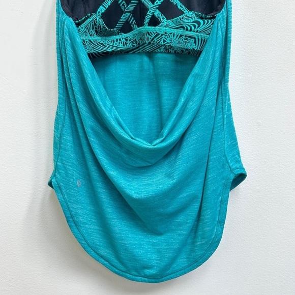 Lululemon Free To Be Serene Tank (2 In 1) Med. Support For C/D Cup Green, Size 4 - Picture 11 of 14